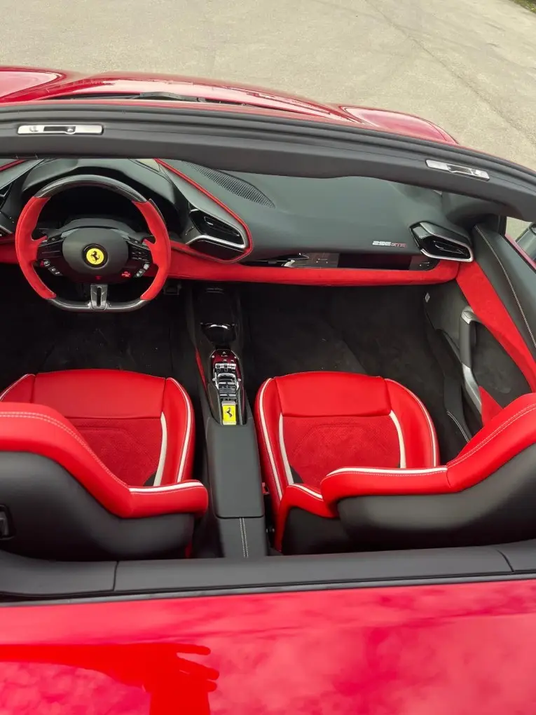 Ferrari 296 GTS Spider 2025, extérieur — Cannes Luxury Car Rental, Cannes. Ferrari 296 GTS Spider in Cannes La location de la Ferrari 296 GTS Spider à Cannes offre…