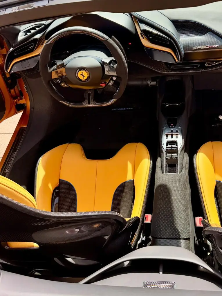 Ferrari SF90 Spider Tailor Made 2025, tableau de bord — Cannes Luxury Car Rental, Cannes. Ferrari SF90 Spider Tailor Made in Cannes La location d'une Ferrari SF90 Spider Tailor…