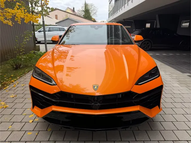 Lamborghini URUS SE 2025 — Cannes Luxury Car Rental, Cannes