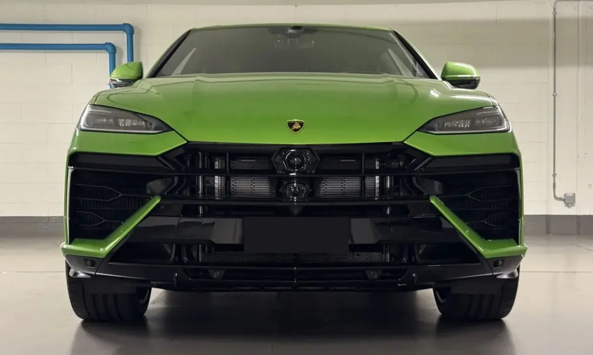 Lamborghini Urus SE 2026