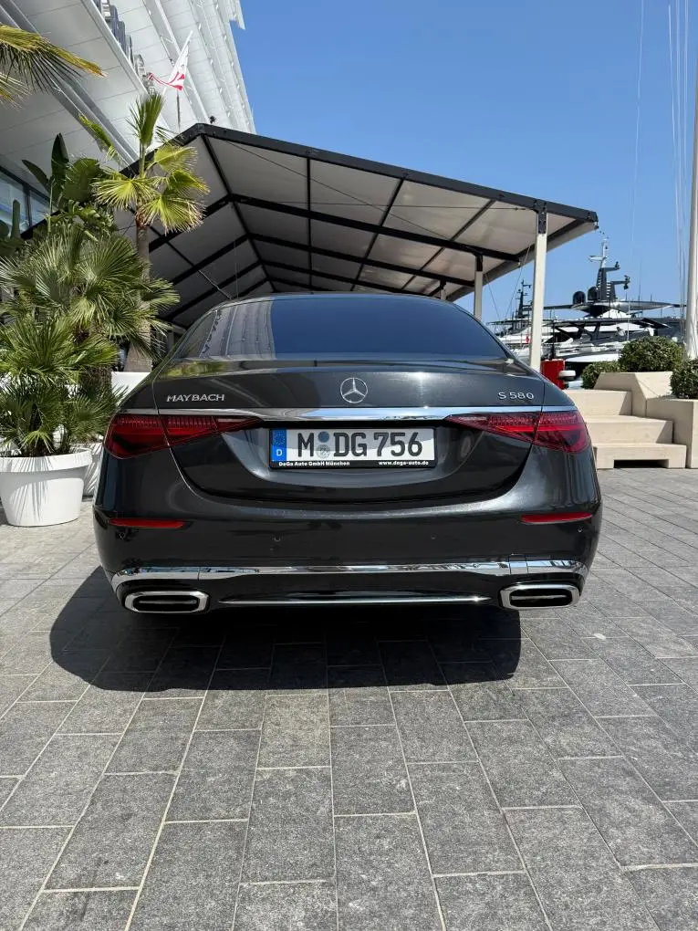 Maybach S580 2023, extérieur — Cannes Luxury Car Rental, Cannes. Maybach S580 in Cannes La location de la Maybach S580 à Cannes met à disposition une…