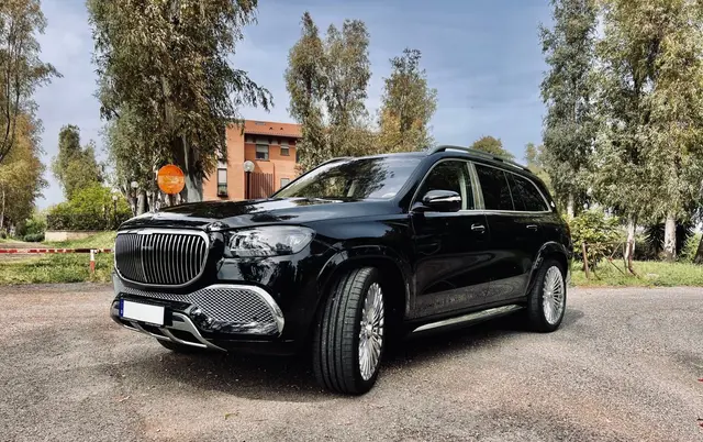 Mercedes Benz GLS Maybach 2022 — Cannes Luxury Car Rental, Cannes