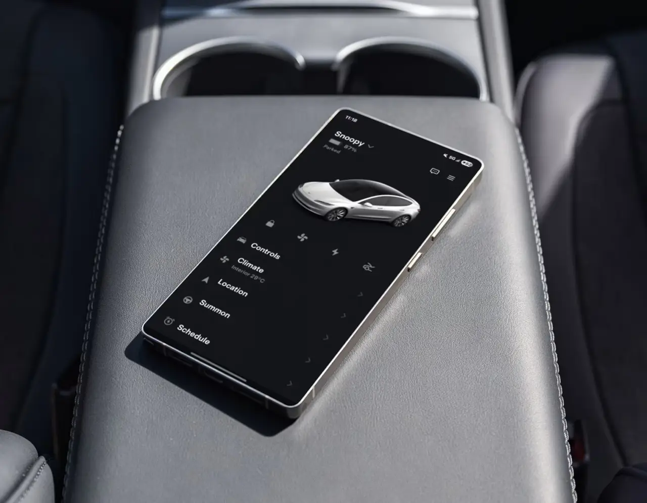 Tesla Model 3 Performance 2026, vue avant — Cannes Luxury Car Rental, Cannes. Tesla Model 3 Performance in Cannes La location d'une Tesla Model 3 Performance à Cannes…