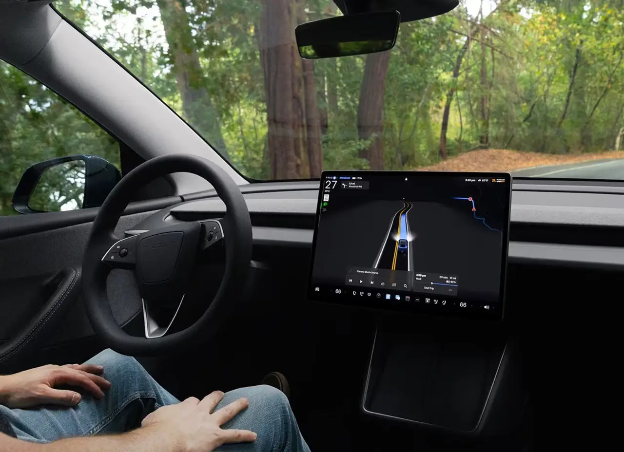 Tesla Model 3 Performance 2026, tableau de bord — Cannes Luxury Car Rental, Cannes. Tesla Model 3 Performance in Cannes La location d'une Tesla Model 3 Performance à Cannes…